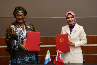 Bakan Göktaş, Sierra Leone ve Singapurlu Mevkidaşları ile  İş Birliği Mutabakat Zaptı İmzaladı