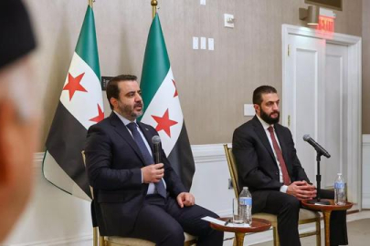 Suriye, on yılı aşkın bir sürenin ardından Londra'daki büyükelçiliğini yeniden açtı