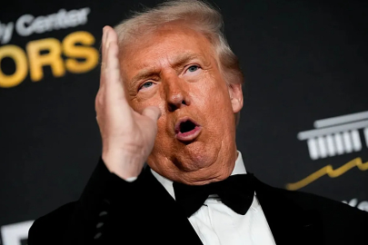 Trump: Zelenskiy'nin barış planı önerisini henüz okumamış olmasından dolayı hayal kırıklığına uğradım