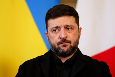 Zelenskyy, Ukrayna'nın ABD'li yetkililere revize edilmiş barış planları sunacağını bildirdi.