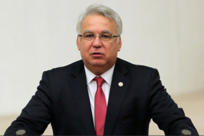 Eski AK Parti'li vekil Hüseyin Kocabıyık'a,  ‘Cumhurbaşkanı’na hakaret’ten hapis ve tahliye