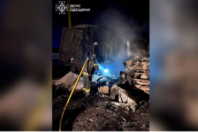 Rusya Cuma günü Ukrayna'ya yönelik gece saldırılarına 15 yeri hedef alarak devam ederken, gerçekleşen saldırılarda Odesa'da 8 kişi öldü 27 kişi yaralandı