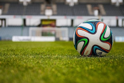 Beşiktaş derbiden galibiyetle ayrıldı