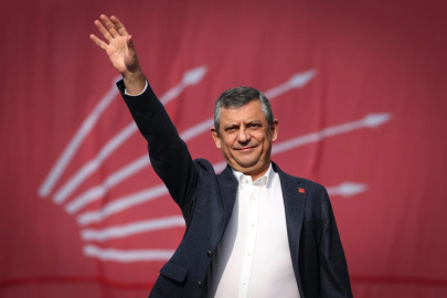 Edirne mitinginde seslenen Özgür Özel: “Darbeciler günü gelince kaçmak isterlerse Meriç’i sıkı tutun”