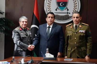 Orgeneral Bayraktaroğlu, Libya askeri heyeti için düzenlenen törene katıldı