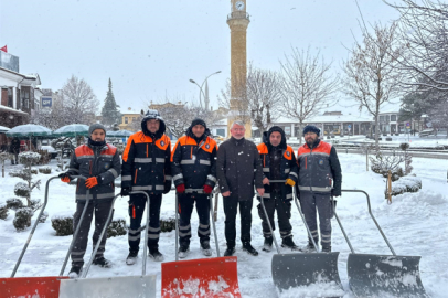 Çorum'da karla mücadele çalışmaları devam etti