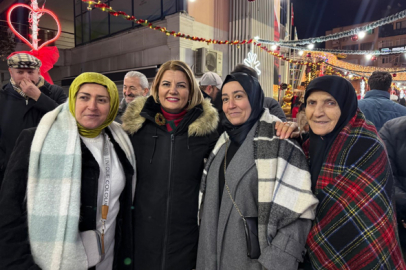 İzmitliler 2026'yı Belsa Meydanı'nda karşıladı