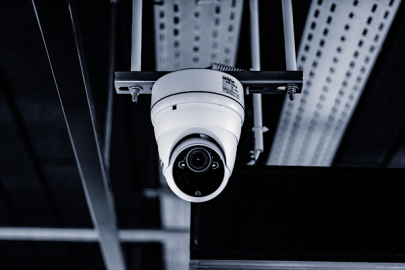 Bursa’da okullardaki güvenlik kameraları yasal sınırlara çekiliyor