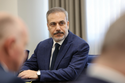 Bakan Fidan, ABD’nin Ankara Büyükelçisi ve Suriye Özel Temsilcisi Barrack ile görüştü