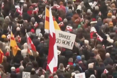 Euronews: AB, Grönland konusunda ticaret "bazukasını" hemen devreye sokmaktan vazgeçti