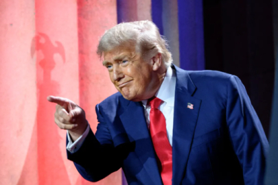 Trump: Güney Kore ithalatına uygulanan ABD gümrük vergilerini yüzde 25'e çıkardık.