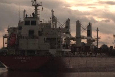 Trump, Küba'ya petrol satan ülkelere gümrük vergisi uygulama tehdidinde bulundu