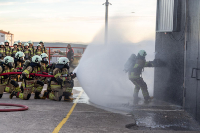 İzmir'de 100 itfaiye eri alımı