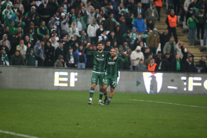 Bursaspor, Adanaspor A.Ş’yi 6-0 mağlup etti