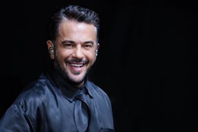 Aşkın Ritmi Grand Pasha Girne'de Emre Altuğ ile atacak