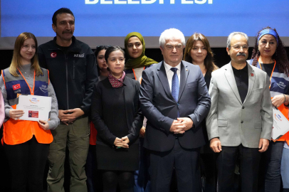 6 Şubat Depremleri Anıldı Destek AFAD Gönüllülerine Kimlik ve Sertifikaları Takdim Edildi