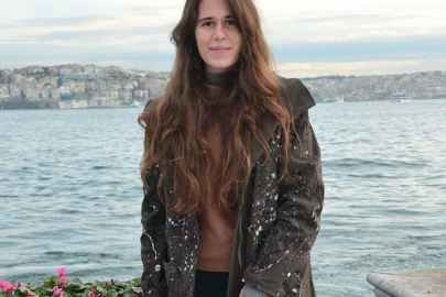 Çeşme Belediye Başkanı Lal Denizli, uyuşturucu operasyonu kapsamında İstanbul Cumhuriyet Başsavcılığı tarafından ifadeye çağrıldı.