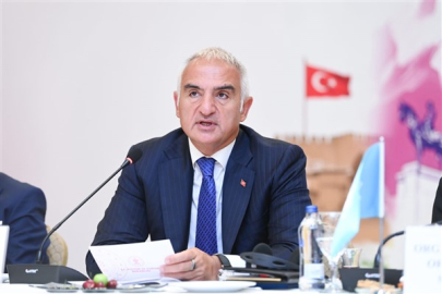 Ersoy: Eserlerimizi mümkün olan en özgün formuyla yeniden ayağa kaldırıyoruz