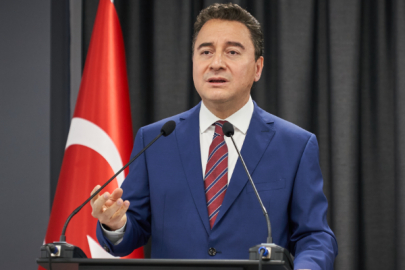 Babacan: Birlik olursak her zorluğun üstesinden geliriz