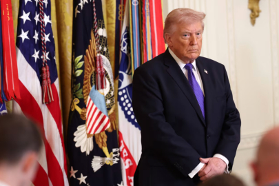 Trump, İran saldırısını eleştiren Demokratlara çıkıştı.