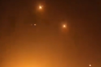 İran, yeni bir füze saldırısı başlattı ve Tel Aviv'i ateşe verdi.