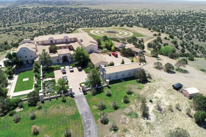 New Mexico  eyaleti 'Epstein çiftliğine' baskın düzenledi.