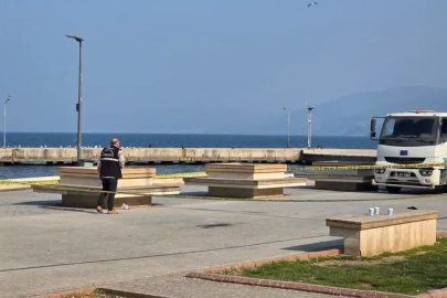 Bursa Mudanya 'da  acı kaza! Küçük çocuk çöp kamyonun altında can verdi