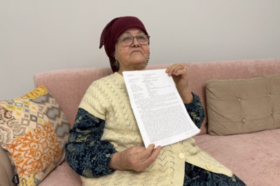 Polisiz diyerek kandırdılan yaşlı kadının 2 milyonluk altınını çaldılar