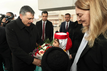 Bakan Çiftçi Ağrı’da... Valilik ziyaretinde vatandaş odaklı hizmetleri değerlendirdi