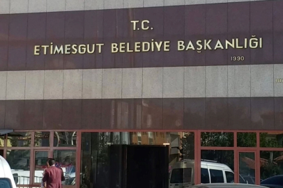 Etimesgut Belediyesi’ne zimmet operasyonu: 4 kişi gözaltında