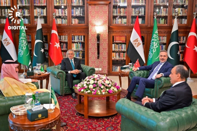 Pakistan: İslamabad’da masaya oturabilirler ABD ve İran bize güveniyor,