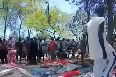 Güney Sudan 'da Altın madenine düzenlenen saldırıda en az 74 kişi öldü.