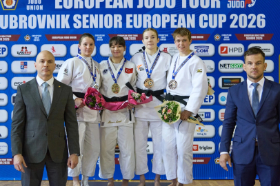 Kağıtspor’un olduğu her yerde başarı var