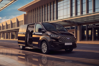 Yeni Ford Tourneo, Her Yolculuğu Merak Uyandıran Bir Deneyime Dönüştürüyor