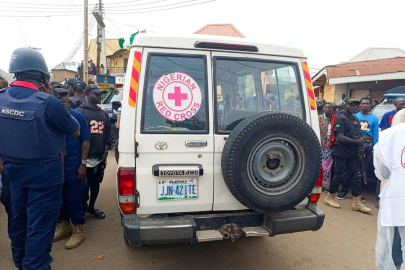 Nijerya da  köye düzenlenen silahlı saldırıda 17 kişi öldü