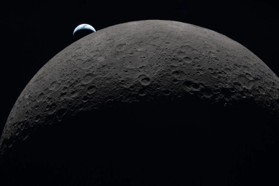 NASA, Artemis II'nin başarısının ardından Ay'a dönüş çalışmalarını hızlandırıyor.