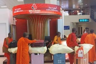 Sri Lanka'da 110 kg esrar taşıdıkları gerekçesiyle 22 rahip tutuklandı.