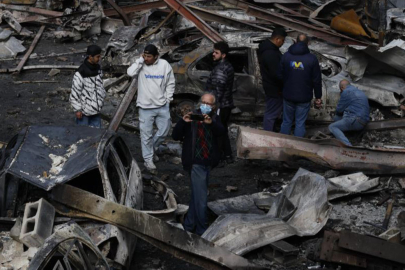 İsrail ateşkese dinlemiyor Lübnan’ı vurdu: 4 ölü, 51 yaralı