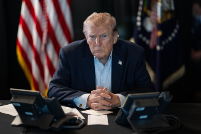 Trump: İran'la nükleer anlaşma sağlanana kadar deniz ablukası sürecek