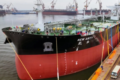ABD'nin deniz ablukası nedeniyle İran'ın petrol ihracatı durma noktasına geldi.