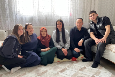 Bursa Yıldırımlı marifetli gençler büyüklerle buluşuyor