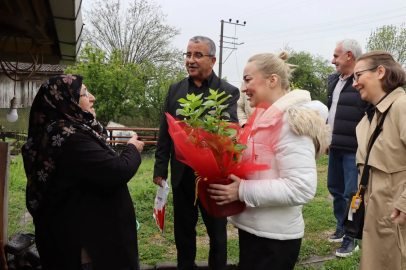 İzmit Belediyesinden Kırsaldaki Annelere Özel ‘Anneler Günü’ Sürprizi&nbsp;