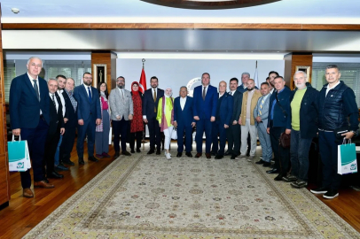Bosna Hersek Dostluk Köprüleri Derneği'nden Memduh Büyükkılıç'a ziyaret
