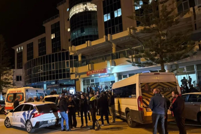 Eski Bakan Mevlüt Çavuşoğlu'nun kardeşi silahla yaralanmış halde bulundu