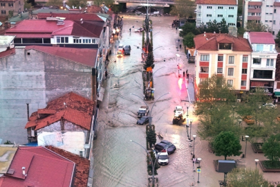 Samsun Havza’yı sel bastı, eğitime ara verildi