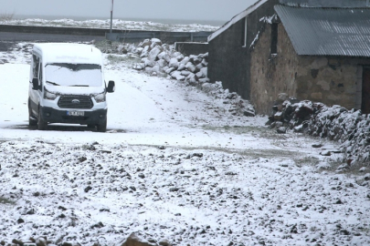 Mayıs bitmek üzereyken Şırnak, Ardahan ve Kars’ta kar yağdı