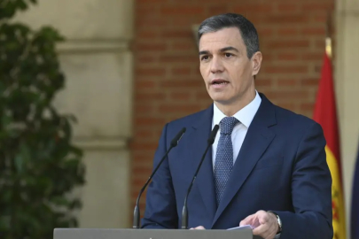 İspanya’da  iktidardaki Sosyalist İşçi Partisi’ne (PSOE) polis baskını