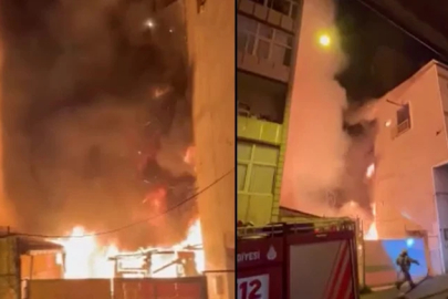 İstanbul Esenler 'de bir depoda çıkan yangın, 3 binaya sıçradı