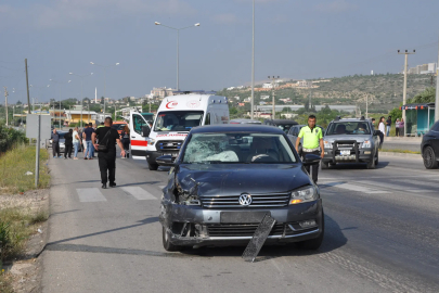 Otomobilin çarptığı baba ve kızı yaşamını yitirdi