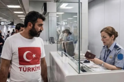 Karadağ'a 1 Kasım'dan itibaren Türk vatandaşlarına vize şartı getirdi.